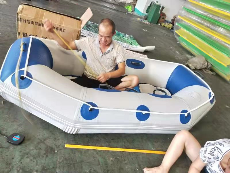 湄潭公司定制充气皮划艇